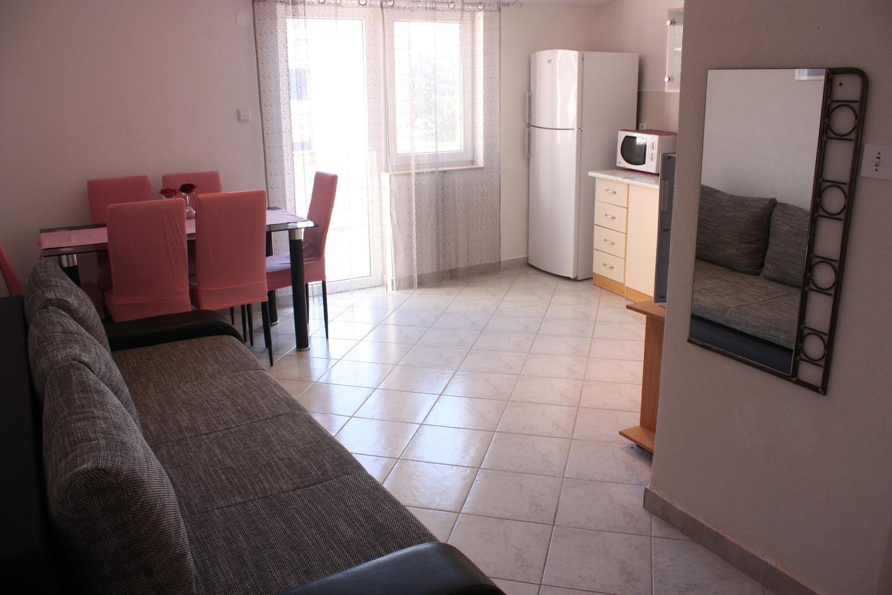 Apartments Tanja & Josipa Pag Town Dış mekan fotoğraf